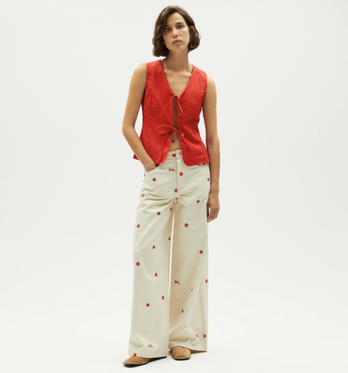 Red top with middle opening